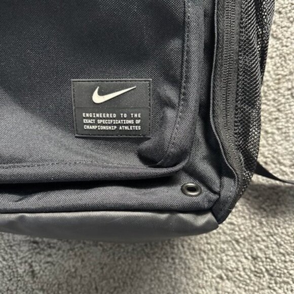 NWOT Nike Oakland A's Utility Speed Backpack - Never Used - Multi Use Design - Picture 2 of 6